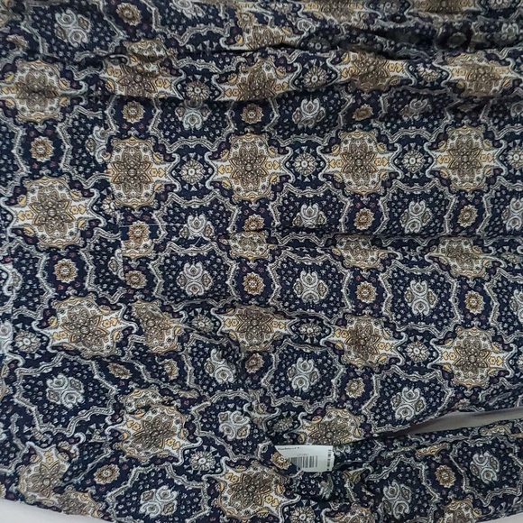 Blouse - Picture 5 of 6